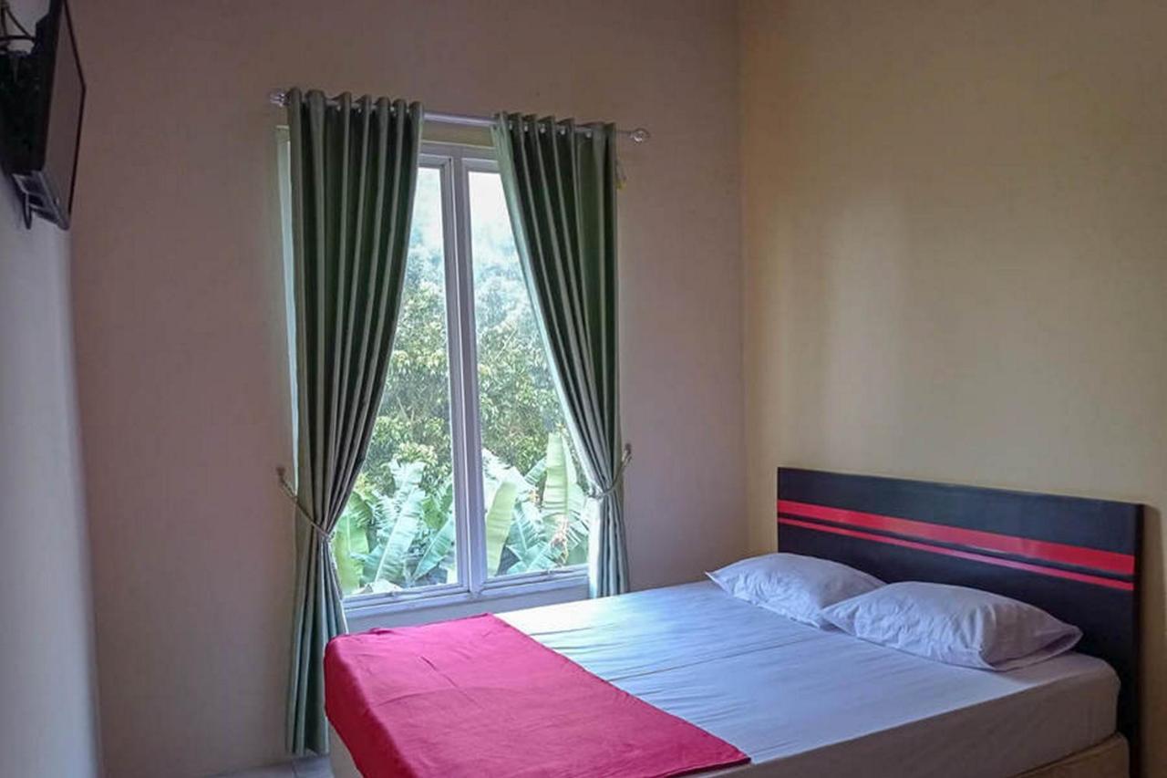 Rama Shinta Homestay Near Gembira Loka Zoo Redpartner Jogjacarta Exterior foto